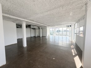 8455 Beverly Blvd, Los Angeles, CA for lease Interior Photo- Image 2 of 4