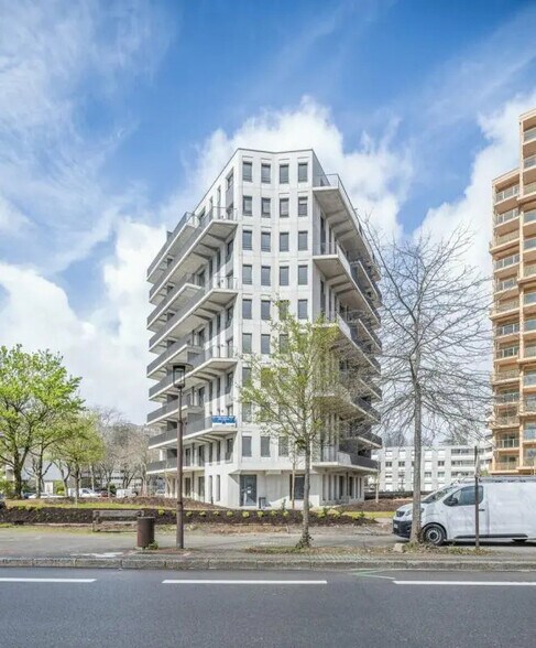 Retail in Nantes for sale - Building Photo - Image 2 of 9