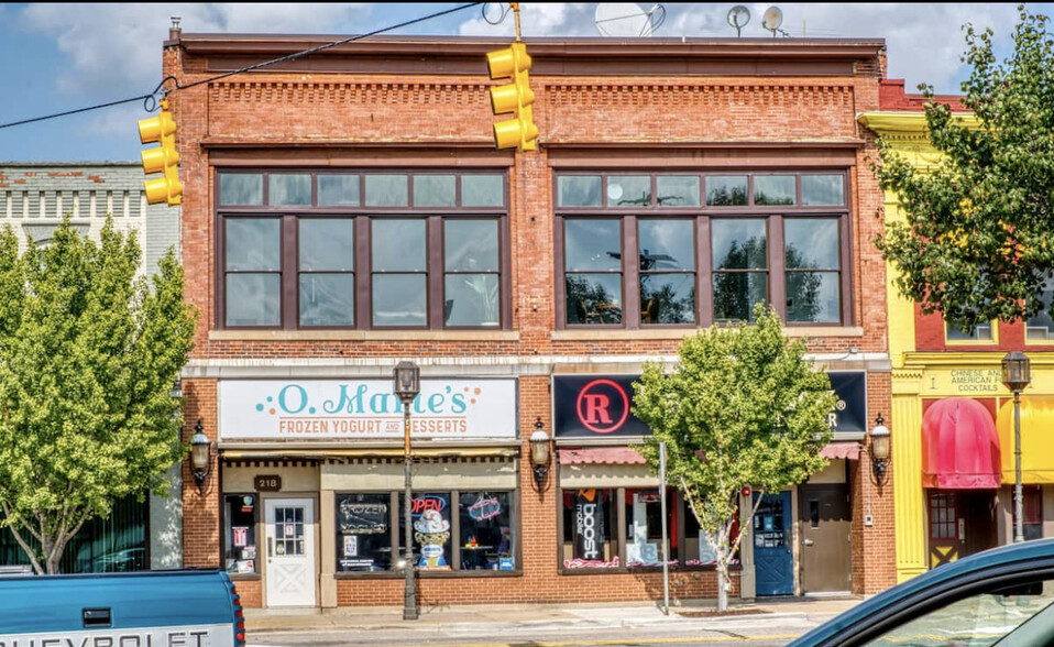 216 W Main St, Owosso, MI for sale - Building Photo - Image 1 of 1