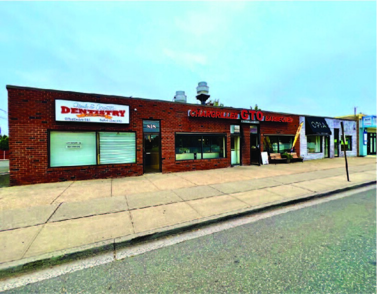 810-818 N Broadway, Massapequa, NY for sale - Building Photo - Image 1 of 5