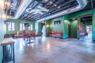 921 S Arbor Vitae, Edwardsville, IL for lease Interior Photo- Image 2 of 5