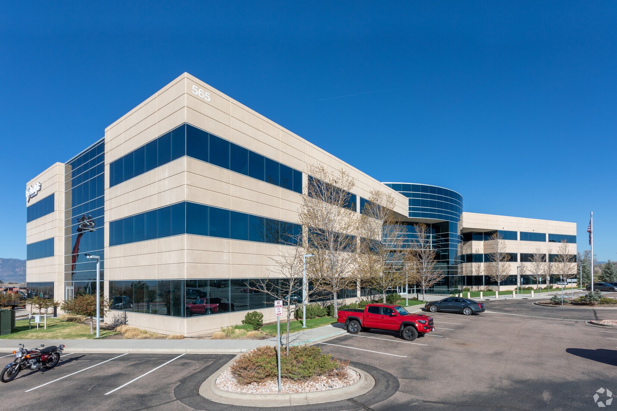 565 Space Center Dr, Colorado Springs, CO for sale Primary Photo- Image 1 of 1