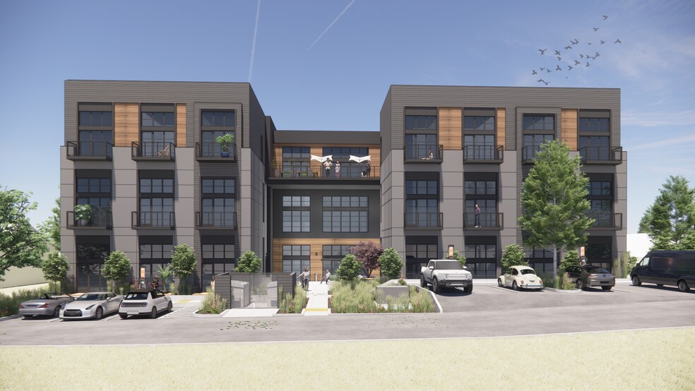 445 NE Penn Ave, Bend, OR for sale - Building Photo - Image 2 of 9