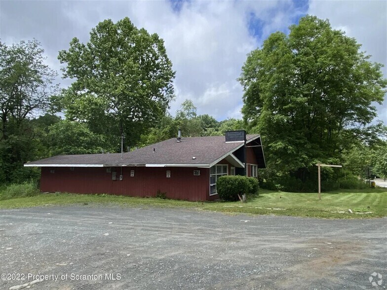 2049 US6 E, Factoryville, PA 18419