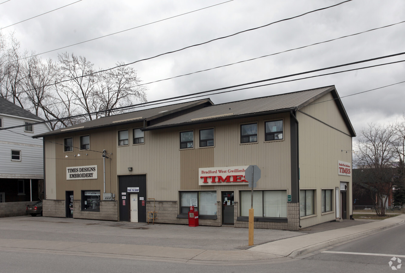 74 John St W, Bradford West Gwillimbury, ON L3Z 1X2 | LoopNet