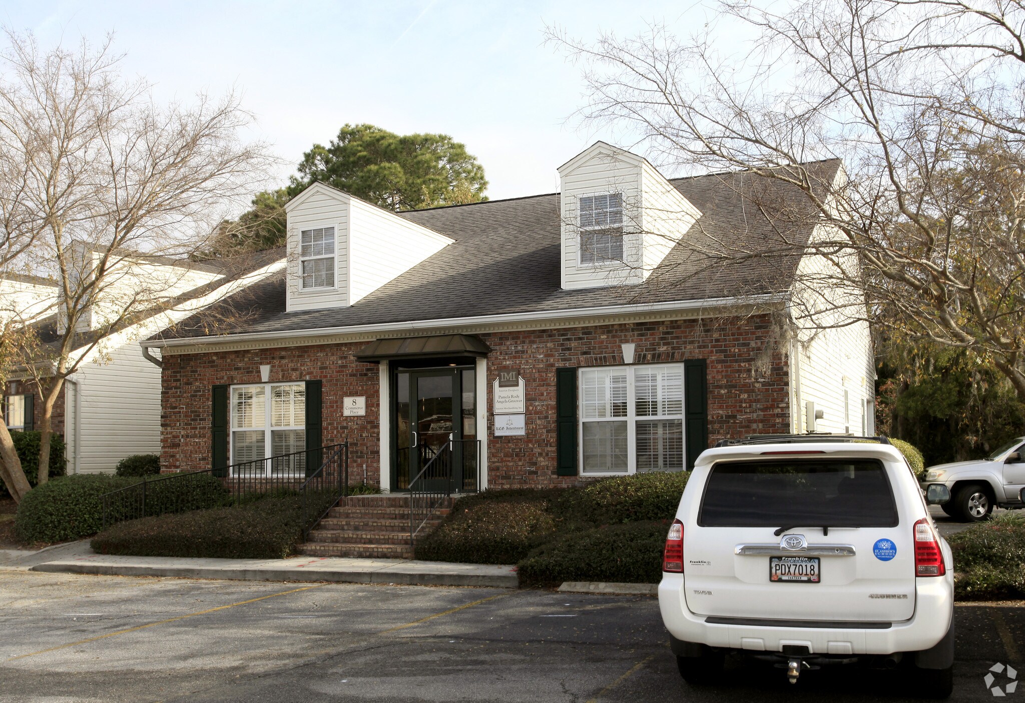 8 Commerce Pl, Savannah, GA for sale Primary Photo- Image 1 of 1