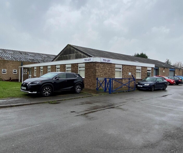 Cromwell Rd, St Neots for lease - Primary Photo - Image 1 of 1