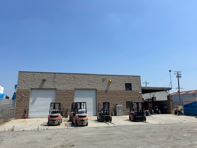 7757 Madison St, Paramount, CA for lease - Building Photo - Image 2 of 4