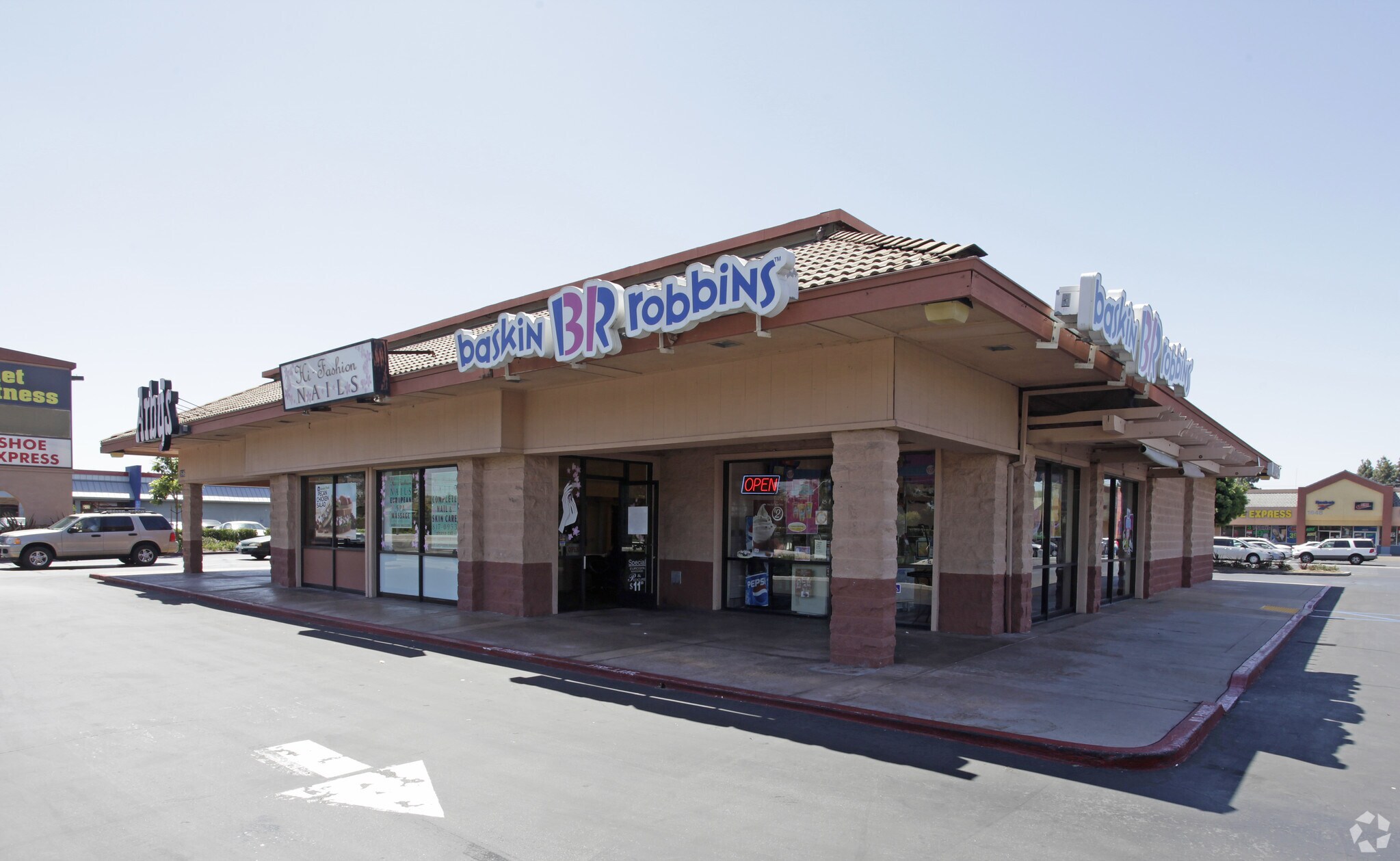 16161680 W Katella Ave, Anaheim, CA 92802 Euclid Shopping Center