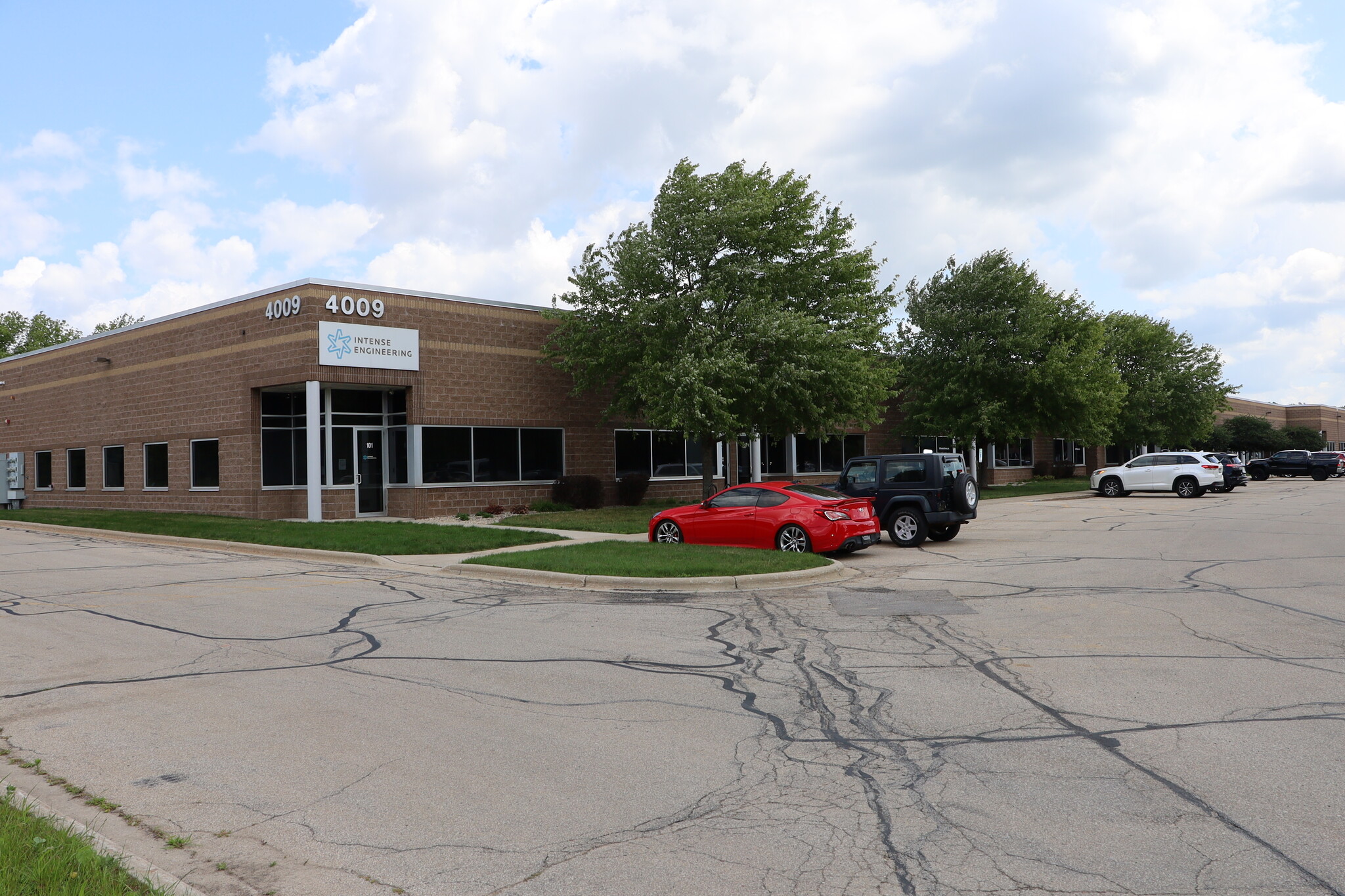 4009 Felland Rd, Madison, WI for lease Building Photo- Image 1 of 12