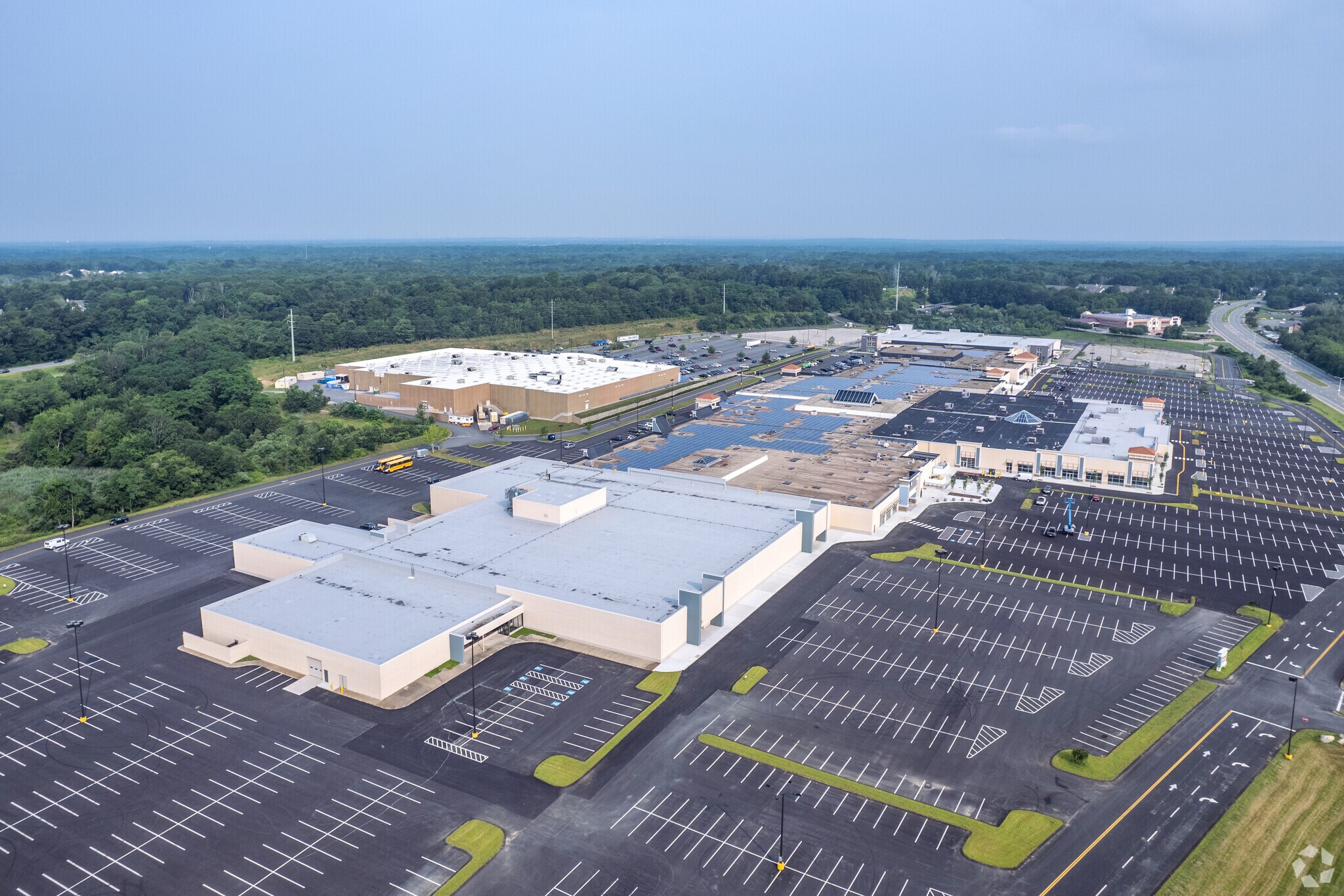 262 Swansea Mall Dr, Swansea, MA 02777 Swansea Center