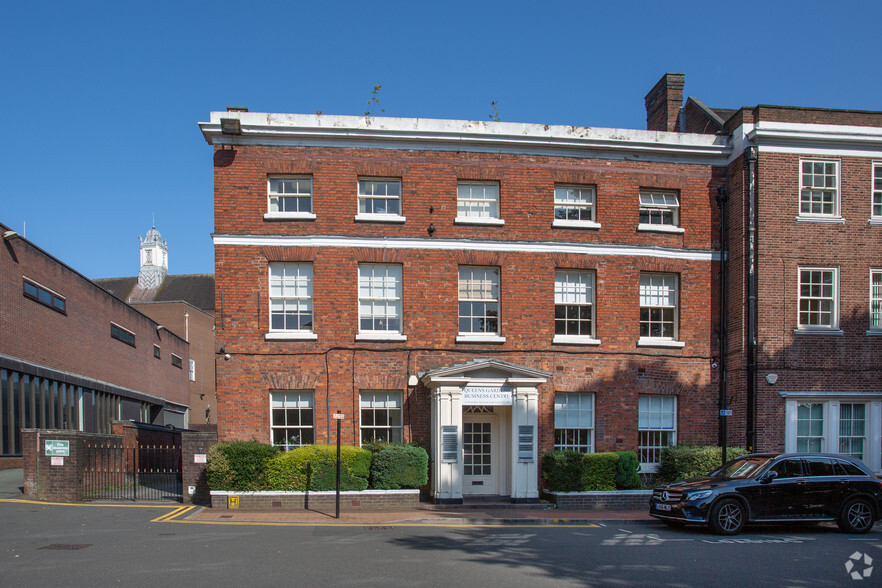 31 Ironmarket, Newcastle Under Lyme for lease - Building Photo - Image 2 of 6