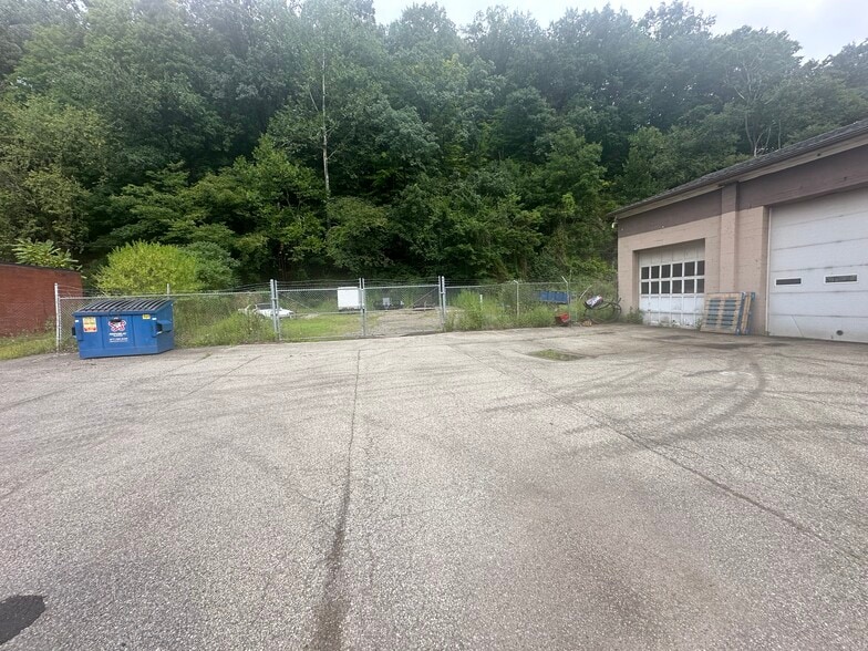 1124 Rodi Rd, Turtle Creek, PA for sale - Building Photo - Image 2 of 3