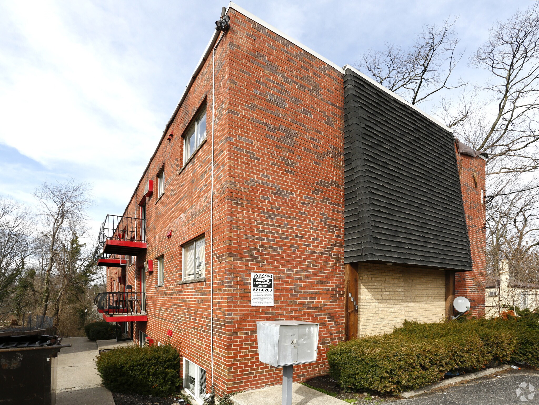 2618 Harrison Ave, Cincinnati, OH for sale Primary Photo- Image 1 of 1