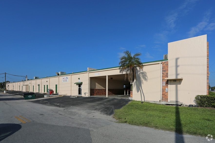 131-195 Us 27 S, South Bay, FL for lease - Building Photo - Image 2 of 5