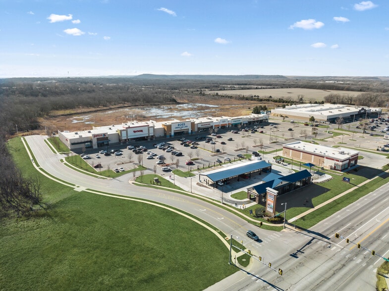 2311-2709 SE Adams Blvd, Bartlesville, OK for sale - Building Photo - Image 3 of 5