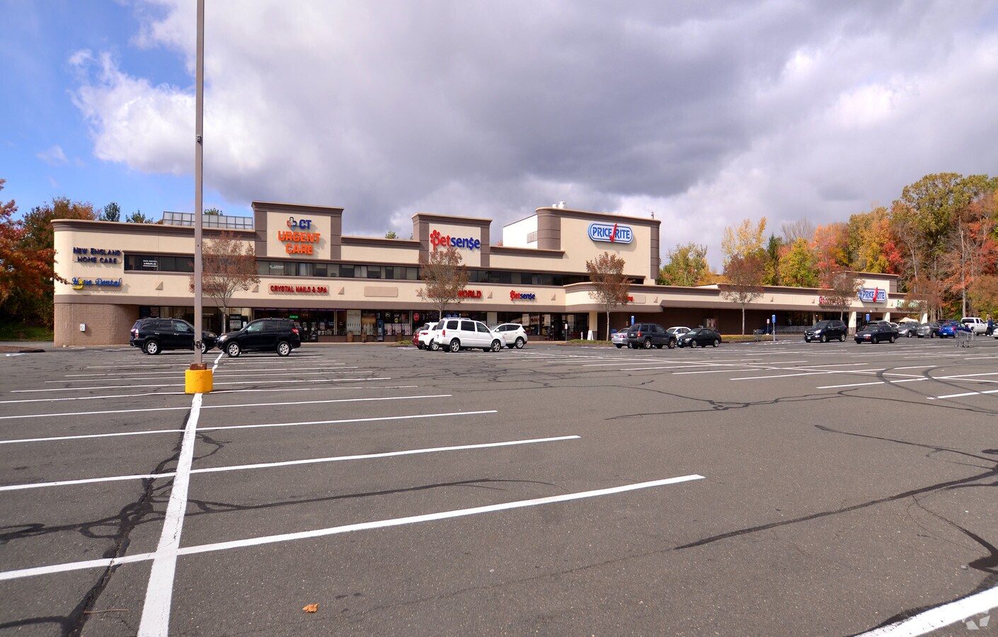 136 Berlin Rd, Cromwell, CT 06416