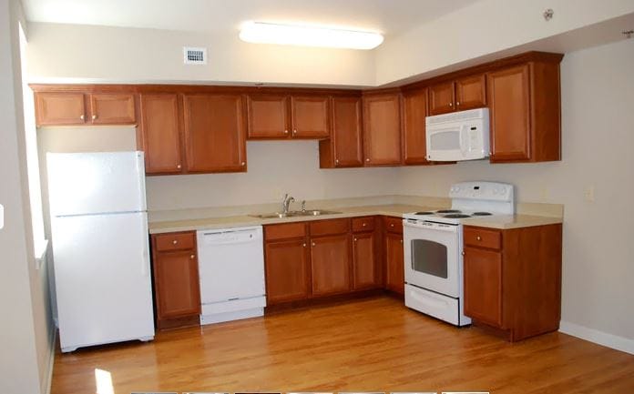 301 W Washington, Kirksville, MO for sale - Interior Photo - Image 3 of 3