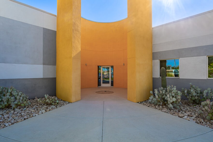 13404 N Del Webb Blvd, Sun City, AZ for lease - Building Photo - Image 3 of 26