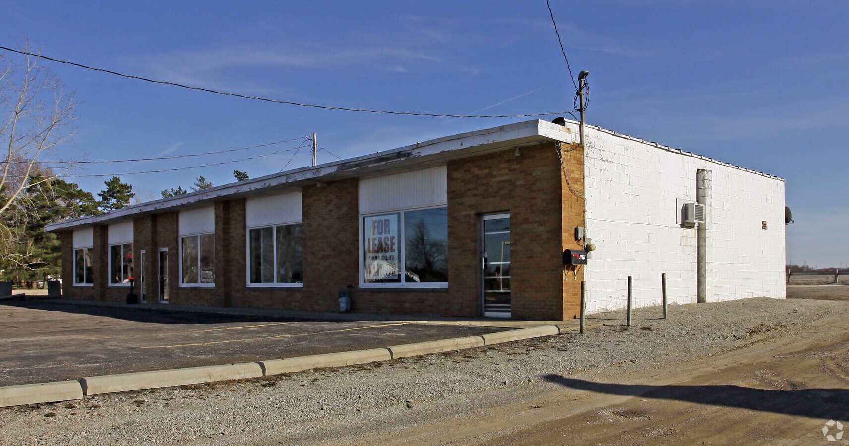 3232532327 Cook Rd, North Ridgeville, OH 44039