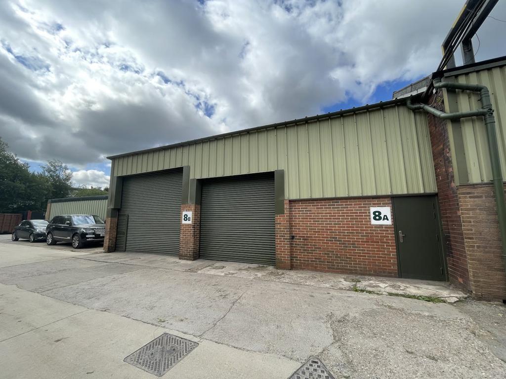 Whitebridge Ln, Stone for lease Building Photo- Image 1 of 15