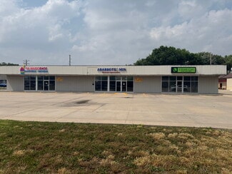More details for 200 E 12th St, Newton, KS - Retail for Sale
