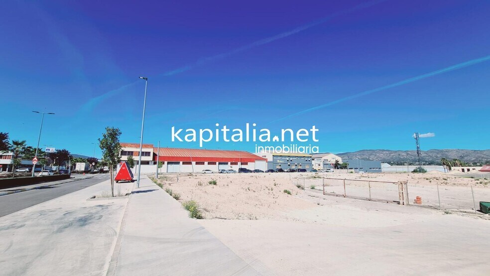 Industrial in Valencia del Mombuey for sale - Building Photo - Image 1 of 7