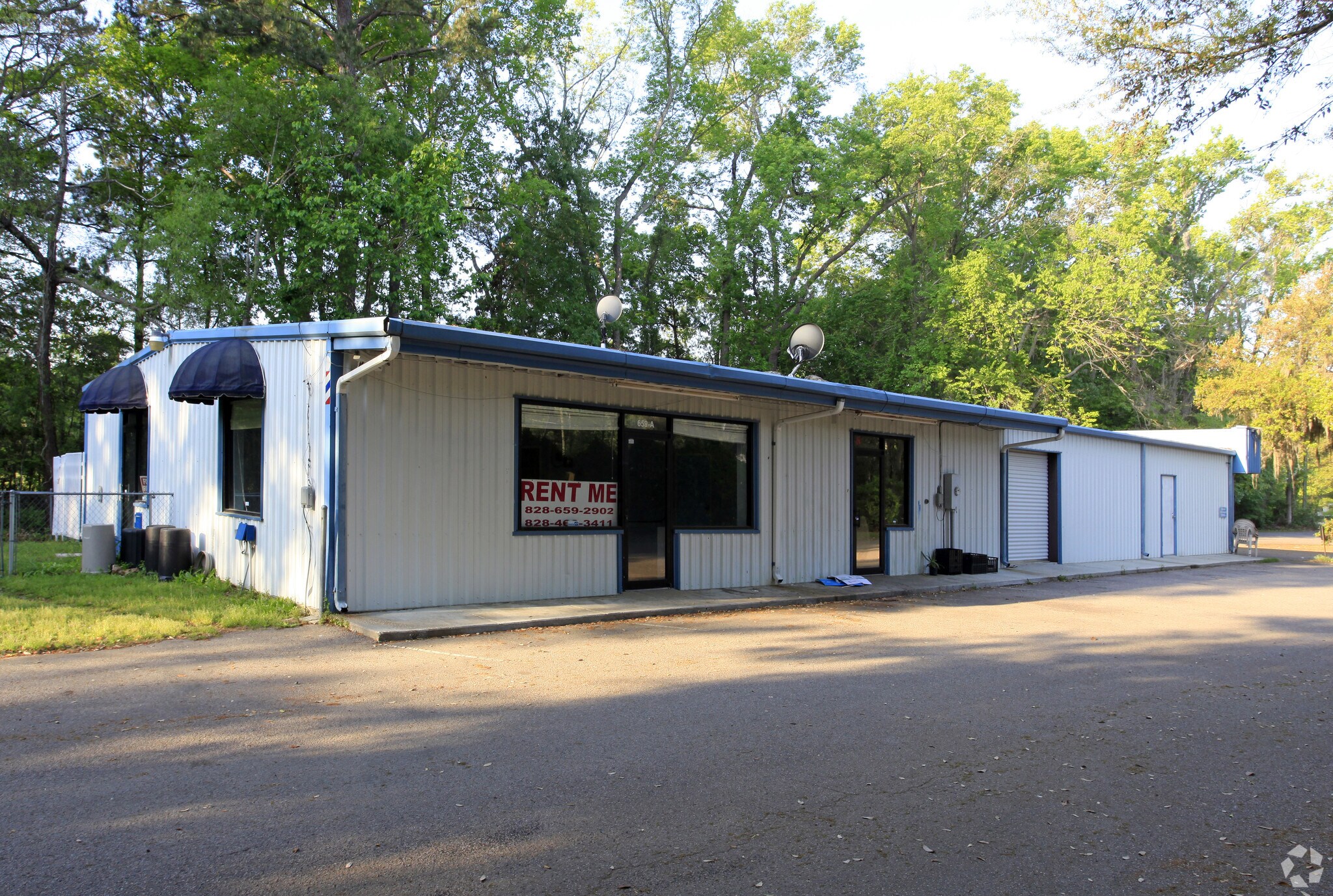 659 Robert Smalls Pky, Beaufort, SC for sale Primary Photo- Image 1 of 1
