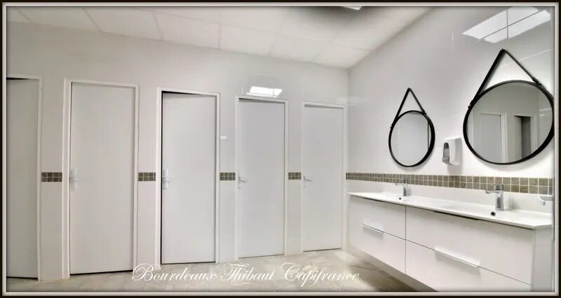 Office in Trappes for sale - Interior Photo - Image 2 of 3