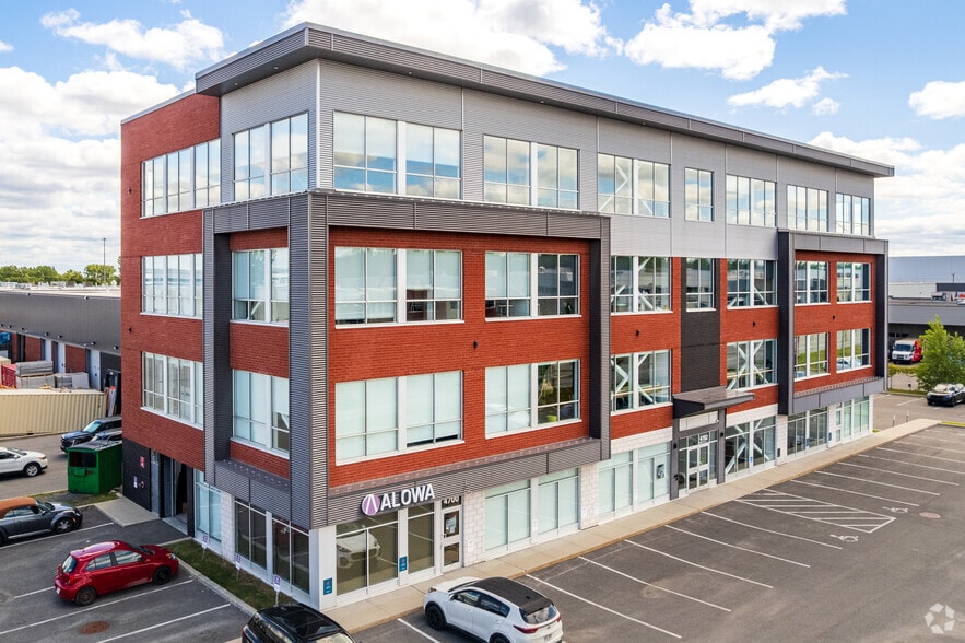 4702 Rue Louis-B.-Mayer, Laval, QC for lease - Building Photo - Image 3 of 8