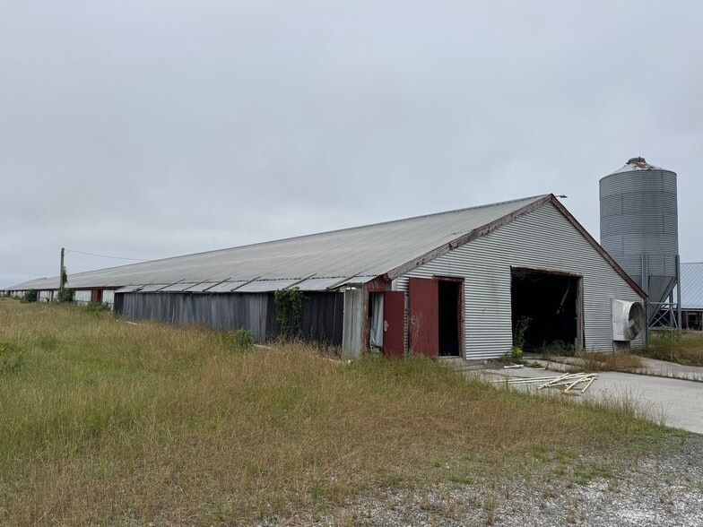 7193 Bullbegger Rd, Withams, VA for sale - Building Photo - Image 2 of 23