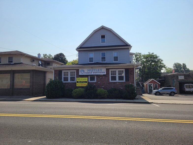 422 Franklin Ave, Nutley, NJ for sale - Building Photo - Image 3 of 4