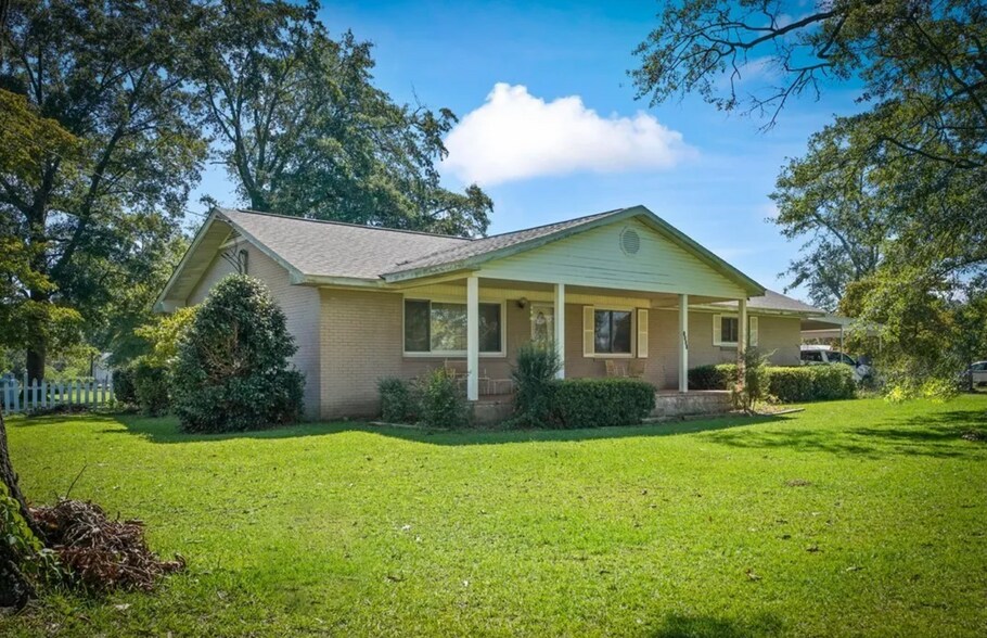 1411 Seabrook School Rd, Fayetteville, NC for sale - Building Photo - Image 3 of 9