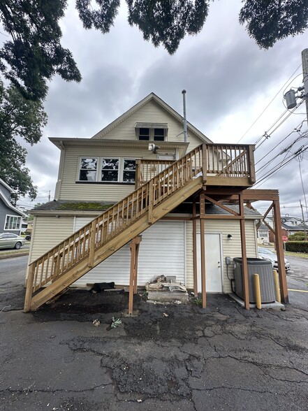 211 Van Winkle Ave, Hawthorne, NJ for sale - Building Photo - Image 3 of 6