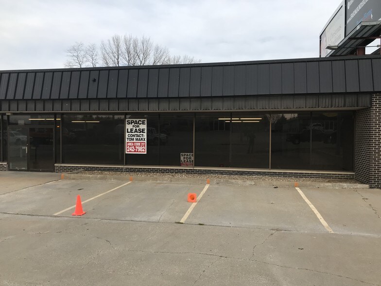 4521 Broadway St Quincy Il 62305 Flex Space For Lease