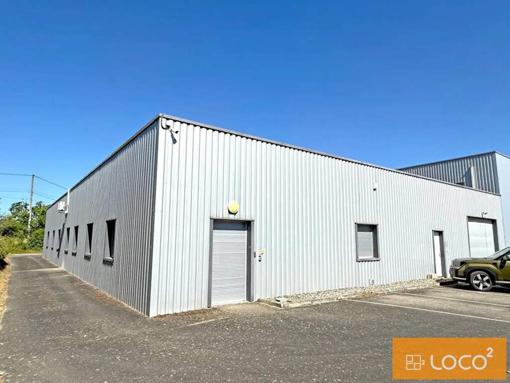 Vente Local d'activités 862 m² - Photo 1