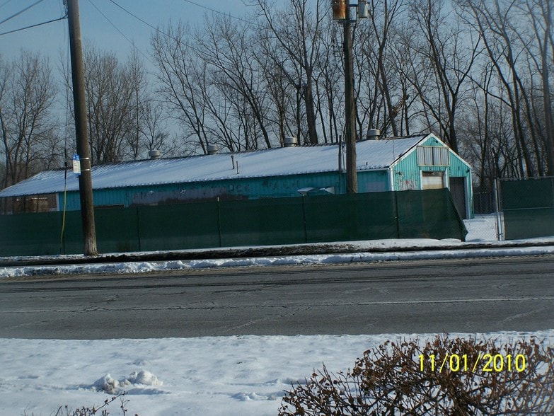13745 S Avenue O, Chicago, IL for sale - Primary Photo - Image 1 of 1