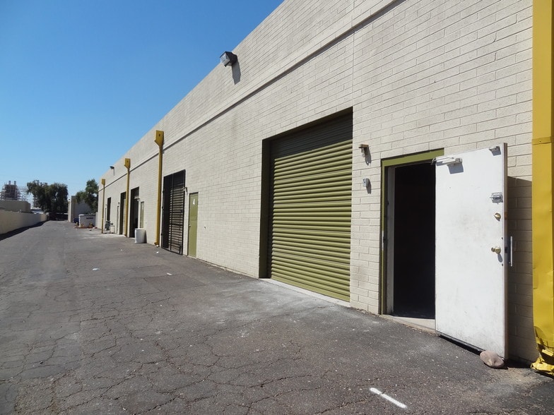 410 S Perry Ln, Tempe, AZ for lease - Building Photo - Image 2 of 4