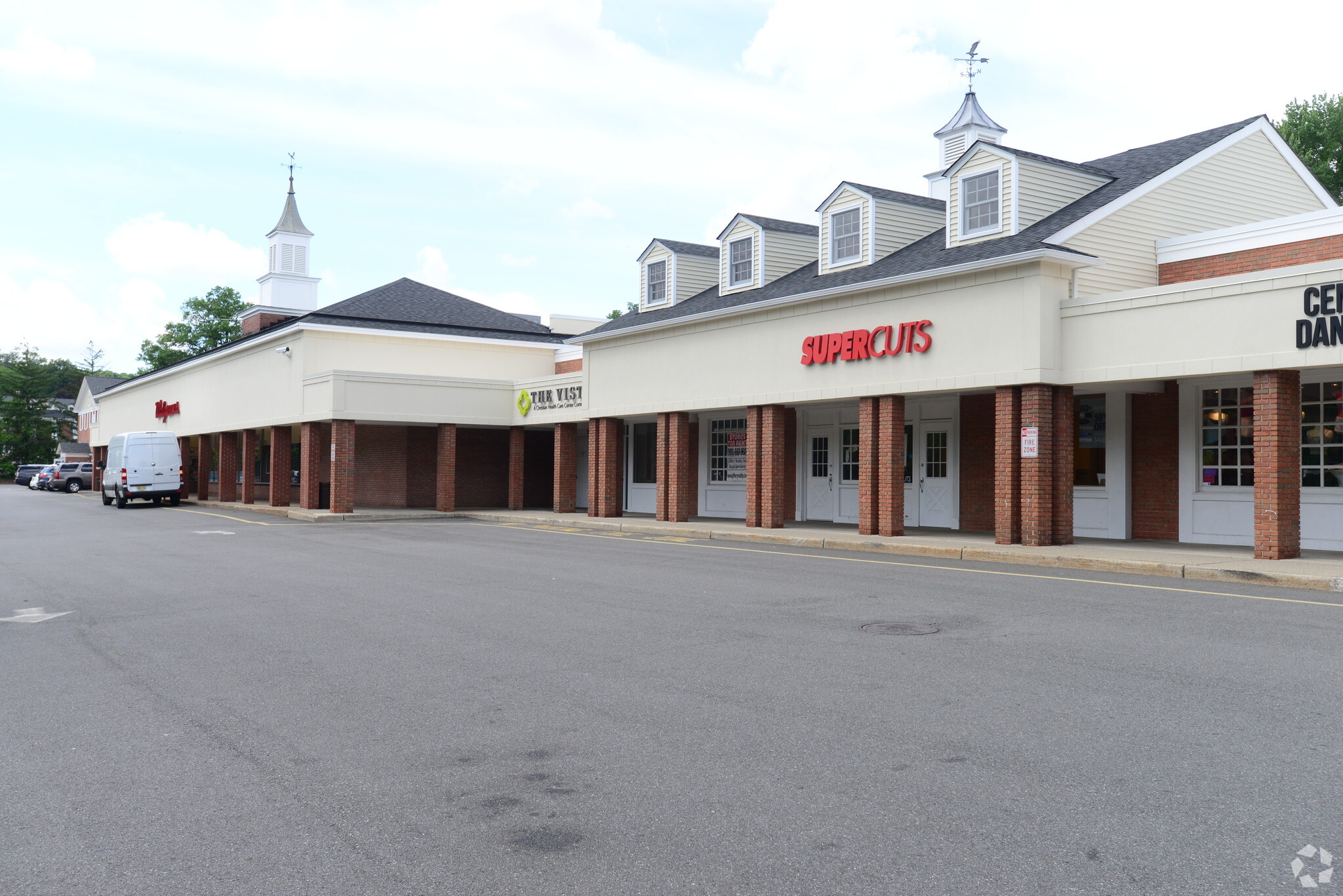 525 Cedar Hill Ave, Wyckoff, NJ 07481 - Cedar Hill Shopping Center ...