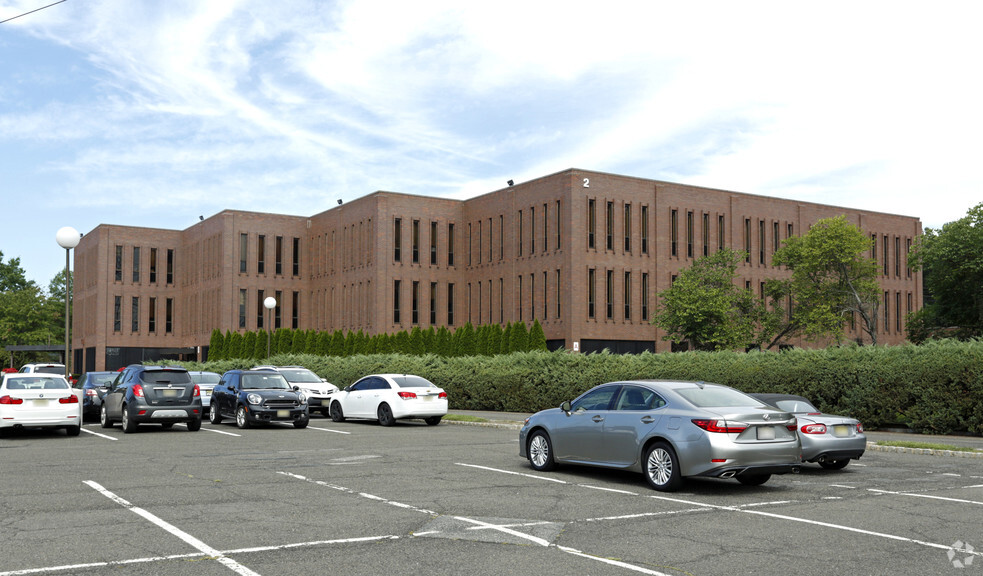 2 Ridgedale Ave, Cedar Knolls, NJ for lease - Building Photo - Image 2 of 5