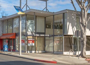 7998 Santa Monica Blvd, West Hollywood, CA for lease Building Photo- Image 1 of 7