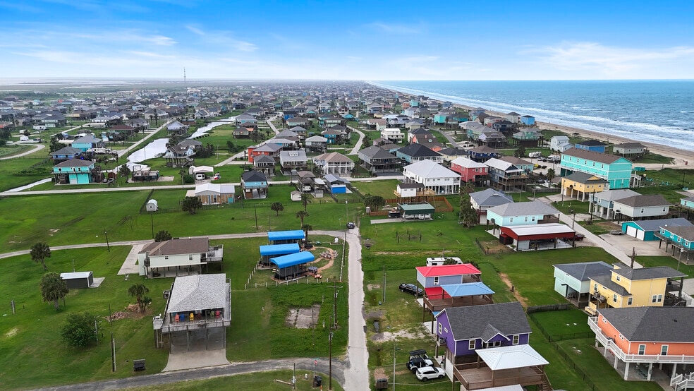 1845 Oleander, Crystal Beach, TX for sale - Other - Image 3 of 38