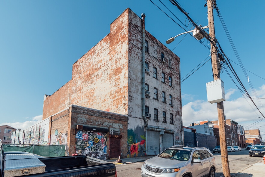 622 Communipaw Ave, Jersey City, NJ for sale - Building Photo - Image 2 of 4