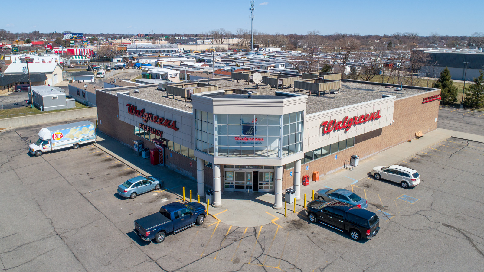 Walgreens, Eastpointe, MI 48021 | LoopNet.com