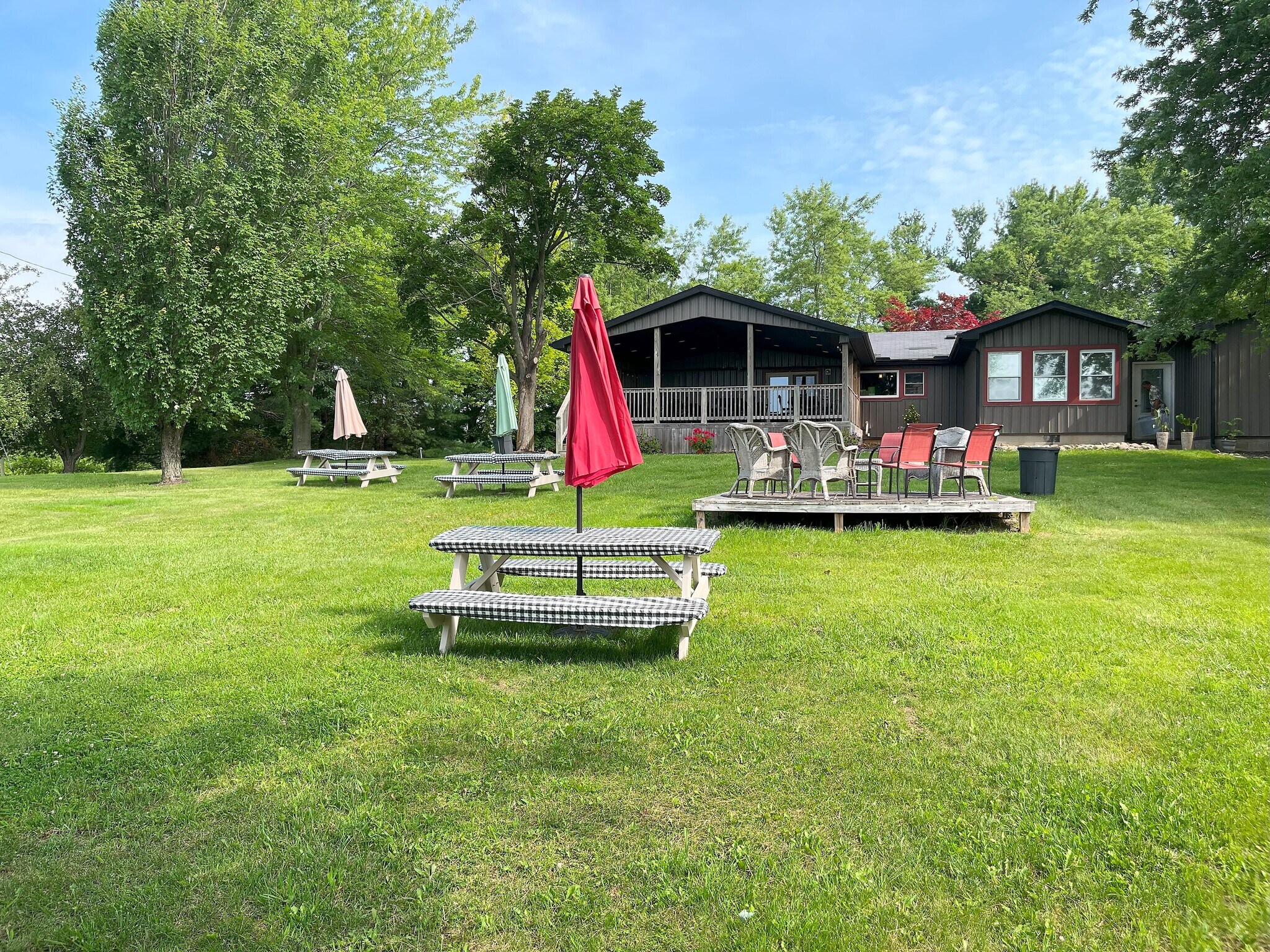 1261 E Munger Rd, Tecumseh, MI 49286 Winery, Vineyard, Brewery, FarmTecumseh