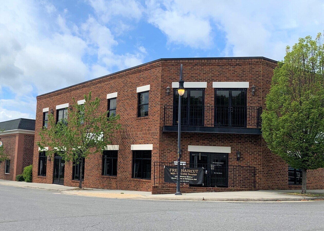 110 Duncraig Dr, Lynchburg, VA 24502