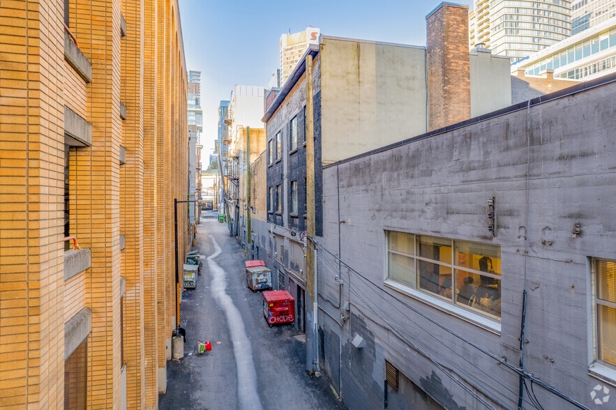 554 Seymour St, Vancouver, BC for lease - Building Photo - Image 3 of 3