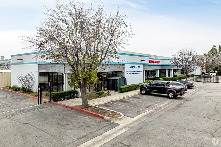 5407 Holt Blvd, Montclair, CA for sale - Building Photo - Image 2 of 8