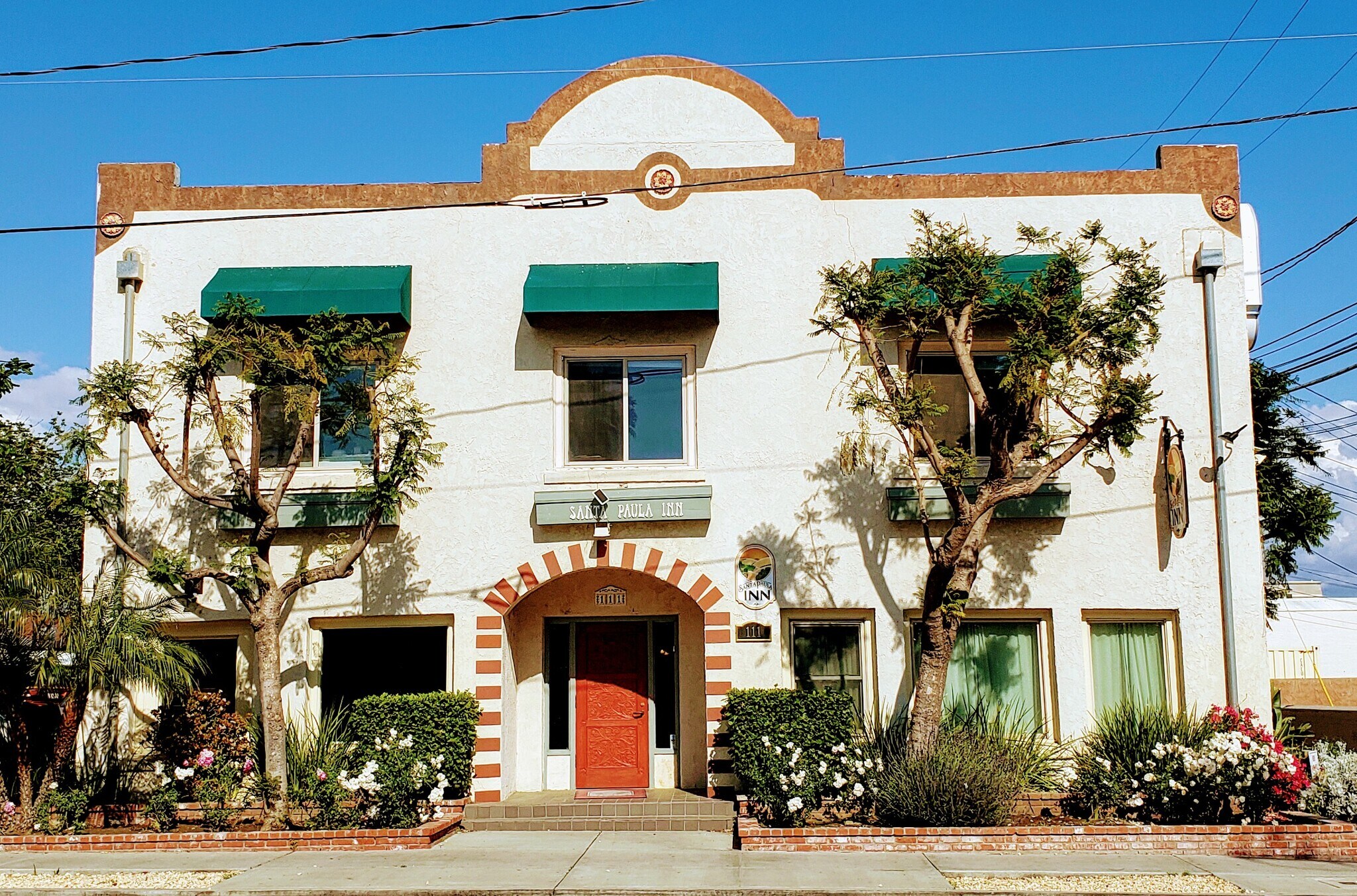 111 N 8th St, Santa Paula, CA, 93060 Hotel Property For Sale