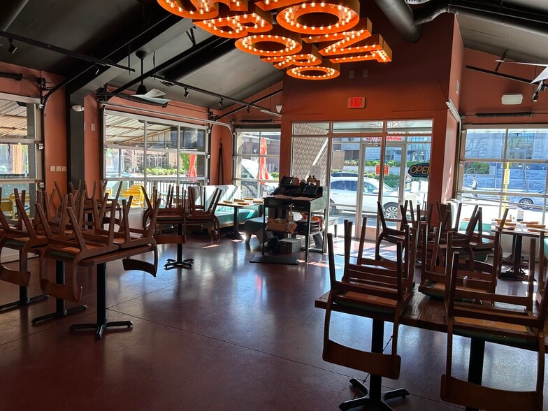 2015 Belmont Blvd, Nashville, TN for lease - Building Photo - Image 3 of 6